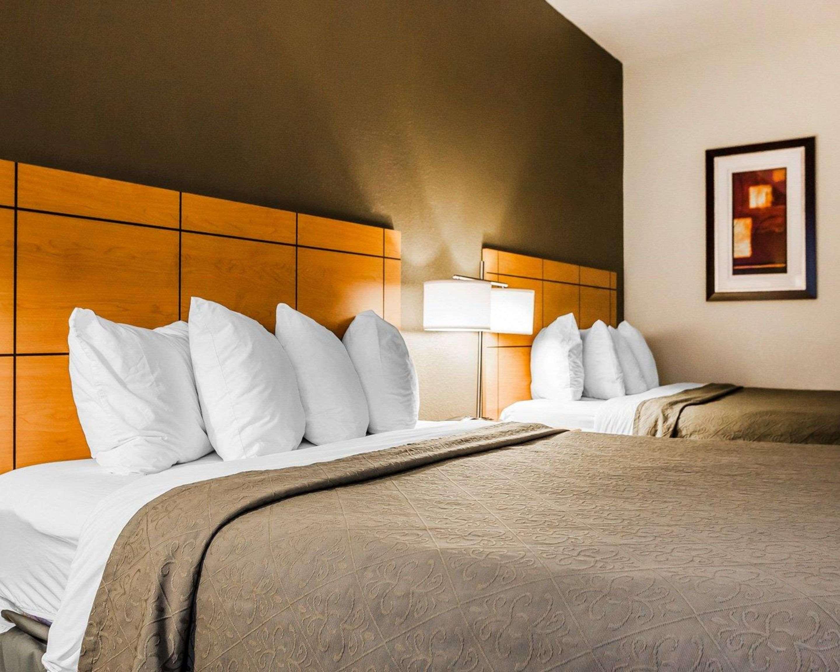 Quality Inn & Suites Des Moines Airport Exterior foto